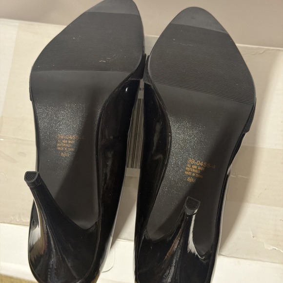 Chadwick's Women's  Black  Patent Leather  Heels 8.5 M - Picture 10 of 12